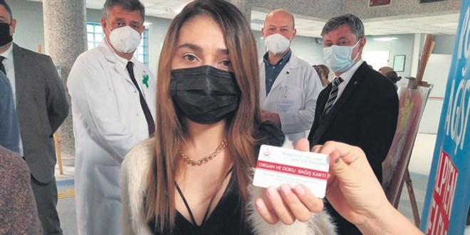 Gece çalan telefon Selime öğretmenin hayatını değiştirdi