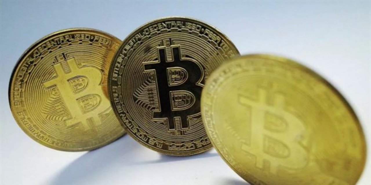 Bitcoin tarihi düşüş yaşadı.