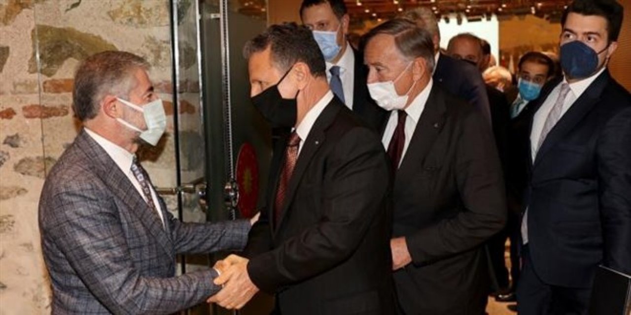 Bakan Nebati'den iş adamlarına çağrı: 100'er milyon dolar bozdurun