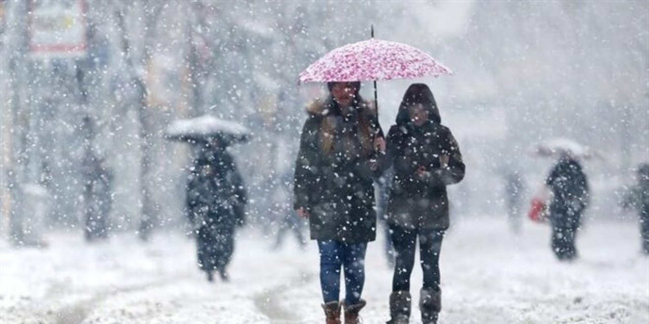 Kar İstanbul'a geldi! Meteoroloji uyardı