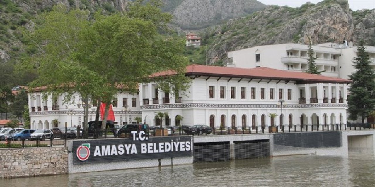 Üniversite öğrencilerinin su faturası ve çorbaları belediyeden