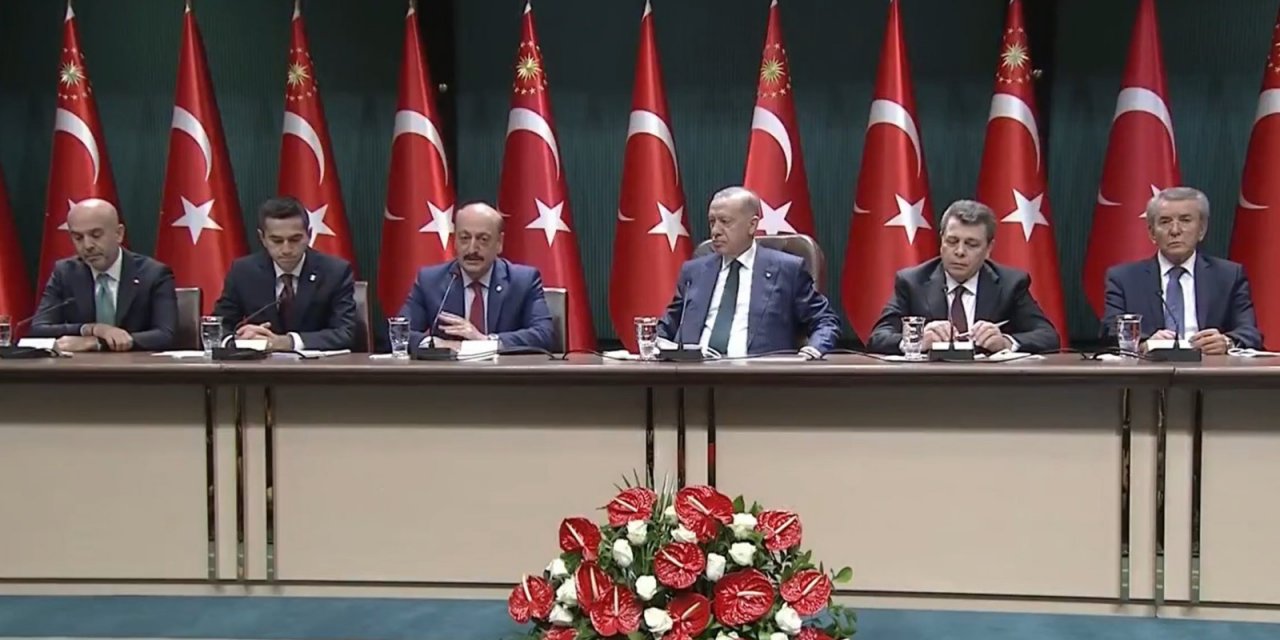 Asgari Ücreti Cumhurbaşkanı Açıkladı. İşte 2022 Asgari Ücreti