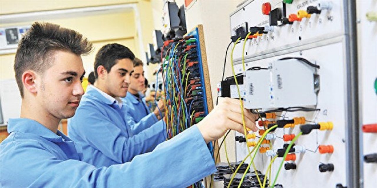 Meslek lisesi öğrencisinin maaşı devletten