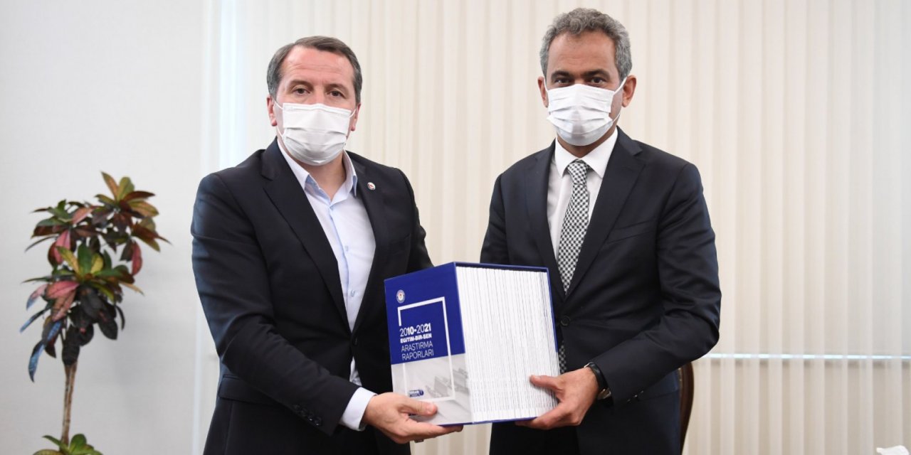 Ali Yalçın'dan  İl Milli Eğitim ve Okul Müdürünü Rencide Eden Bakan Mahmut Özer'e Sert Sözler