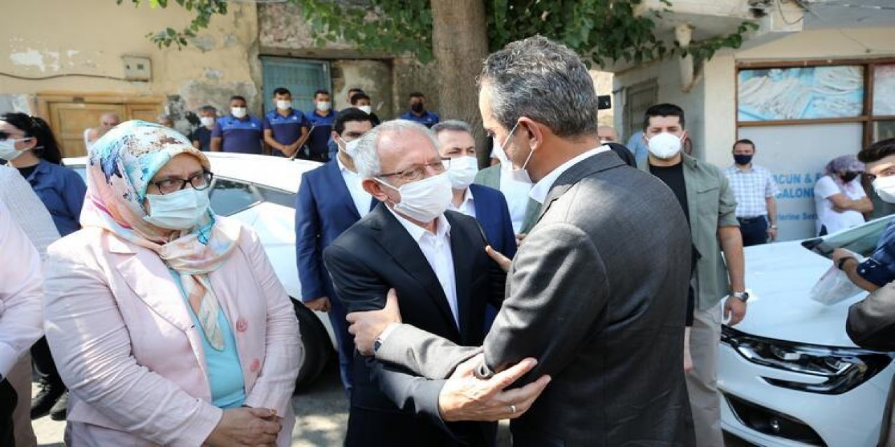 Bakan Mahmut Özer, Bakan Yardımcısını Çift Maaştan dolayı mı görevden aldı?