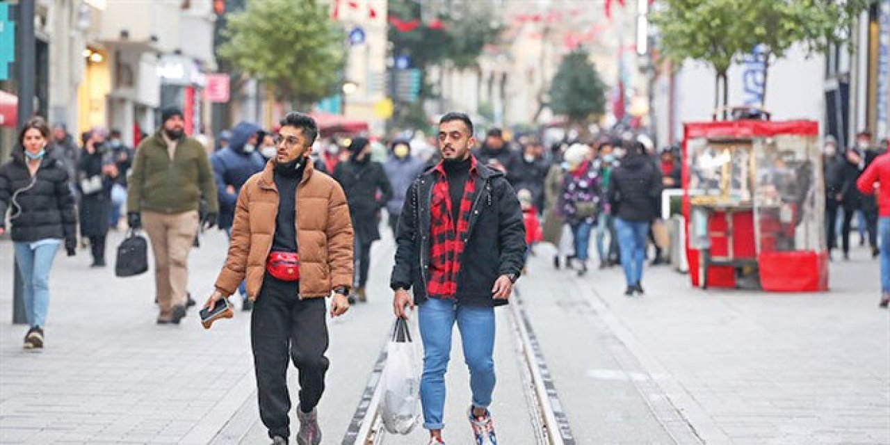 Omicronlu bir kişi 44 kişiye bulaştırdı