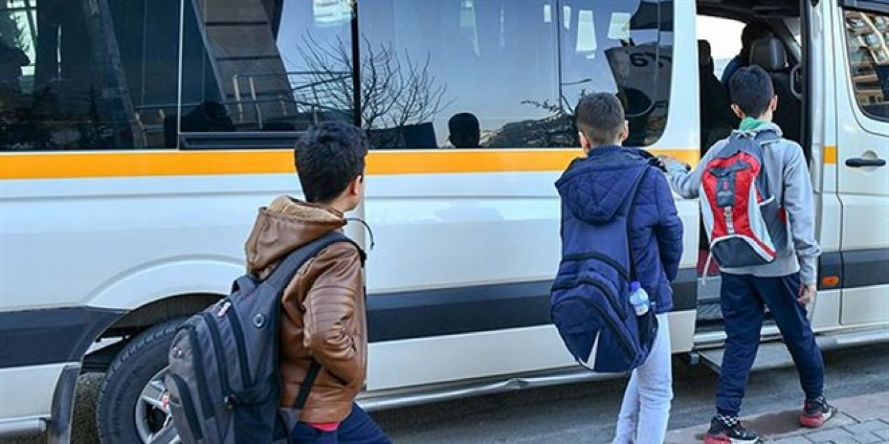 Okul parasına servis ücreti: Veliler peş peşe gelen zamlardan bıktı