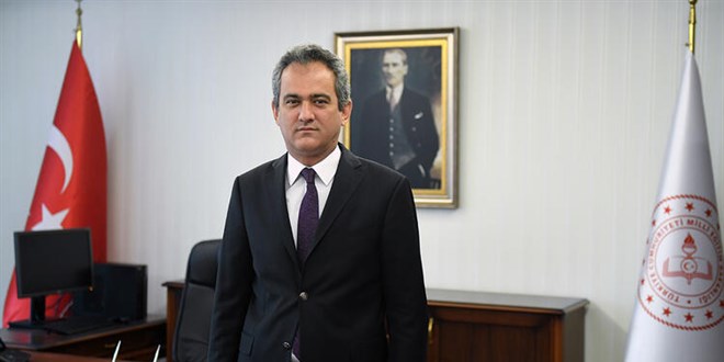 Yeni atanan 15 bin öğretmen eğitime tabi tutulacak mı?