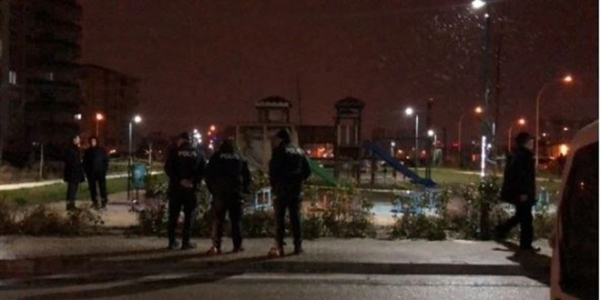 Kadın hakim, parkta iple asılı halde ölü bulundu