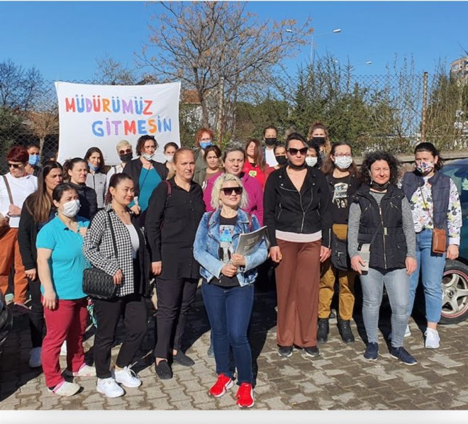 Görevden alınan müdür için veliler ayaklandı