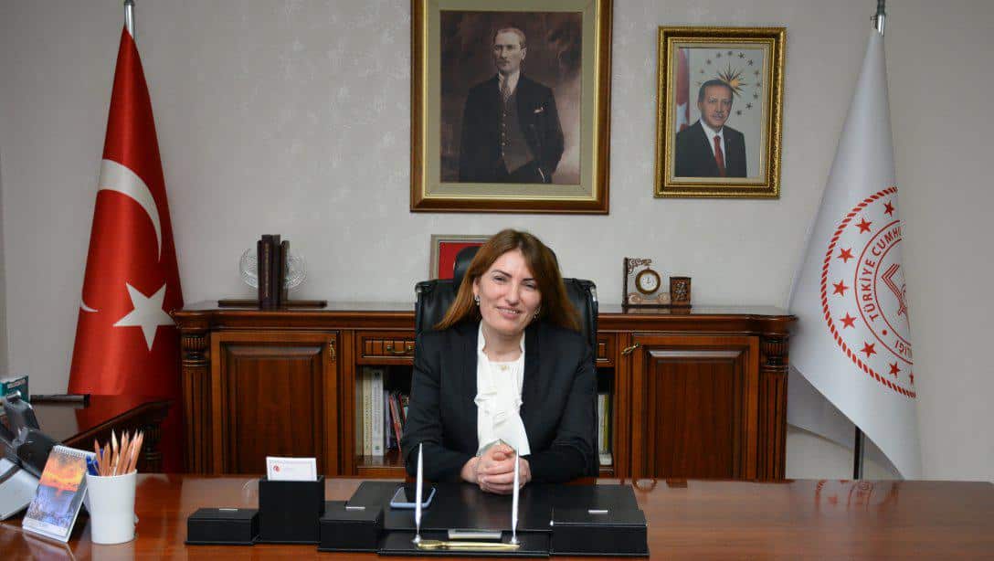 Haberimiz sonrası İl Milli Eğitim Müdüründen Bakan ÖZER'e Zoraki Teşekkür.