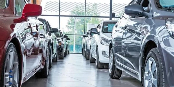 Otomobile en az yüzde 25 zam yolda