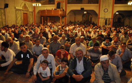 En anlamlı Kadir Gecesi Mesajları  2022