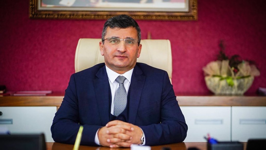 MEB'de Genel Müdür"Öyküleriyle Türkülerimiz"programını "koltuğumu tehlikeyi atamam " düşüncesiyle mi iptal ettirdi?