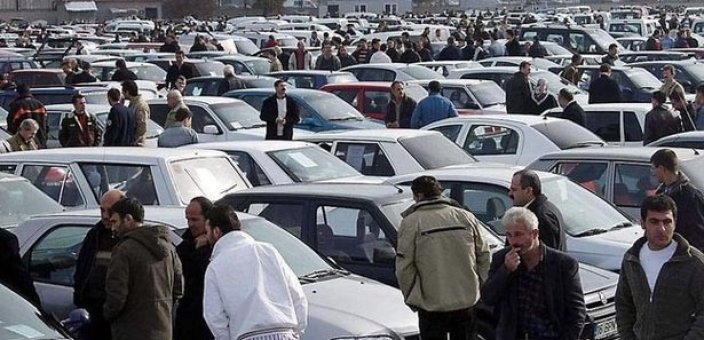 İkinci el otoda 'bekle-gör' moduna geçildi