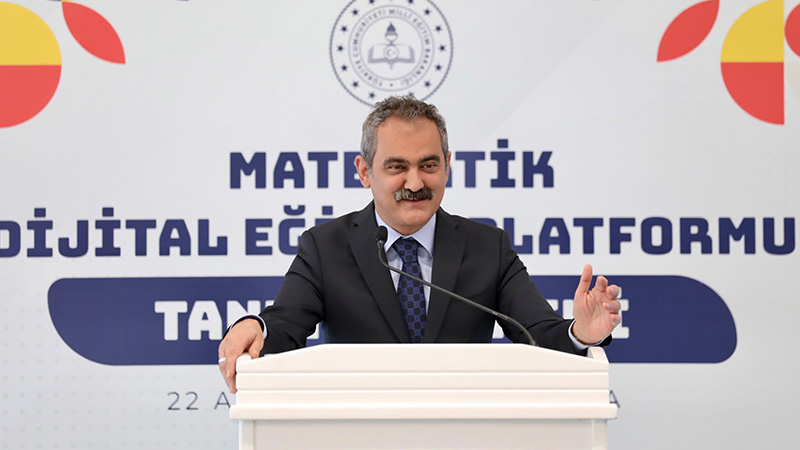 Bakan Özer: Tüm vatandaşlarımızın matematik öğrenmeye ihtiyacı var