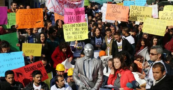 Sendika kariyer sınavlarının kaldırılması için eyleme gidiyor. Tarih verildi.