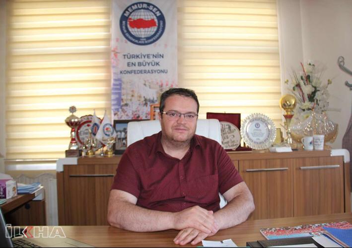 Van Eğitim Bir Sen Şubesinden eğitim çalışanlarının sorunlarına yönelik basın açıklaması