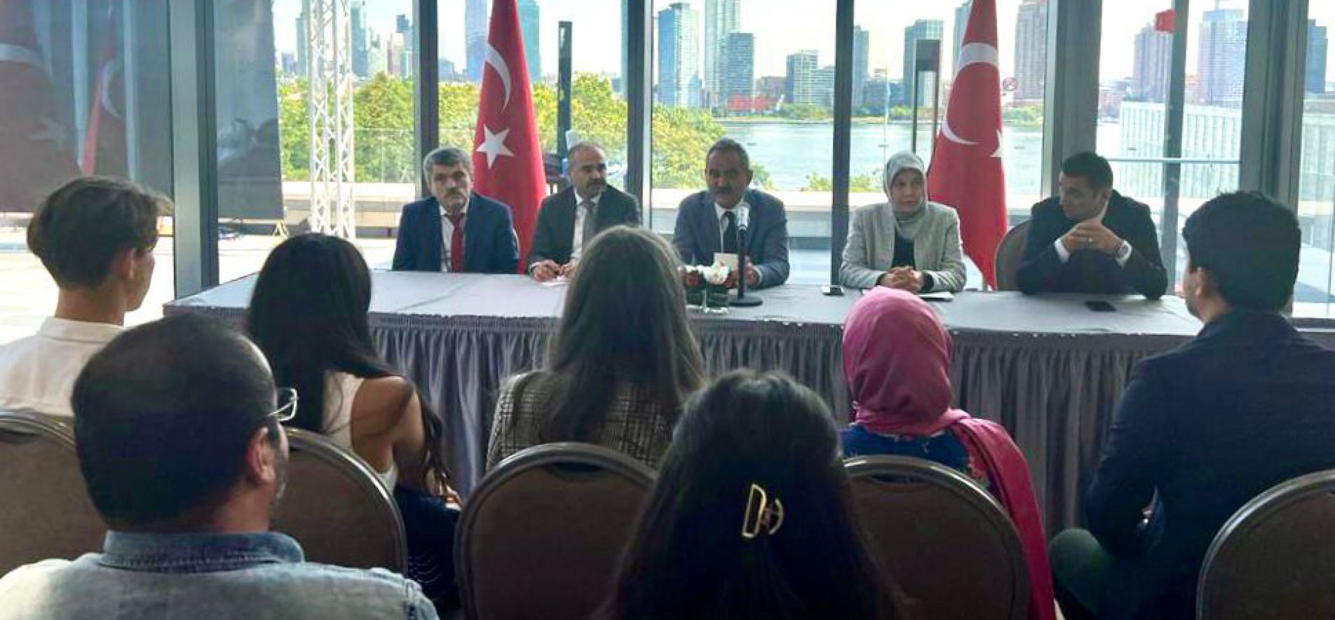 Milli Eğitim Bakanı Mahmut Özer New York'ta açıklamalarda bulundu