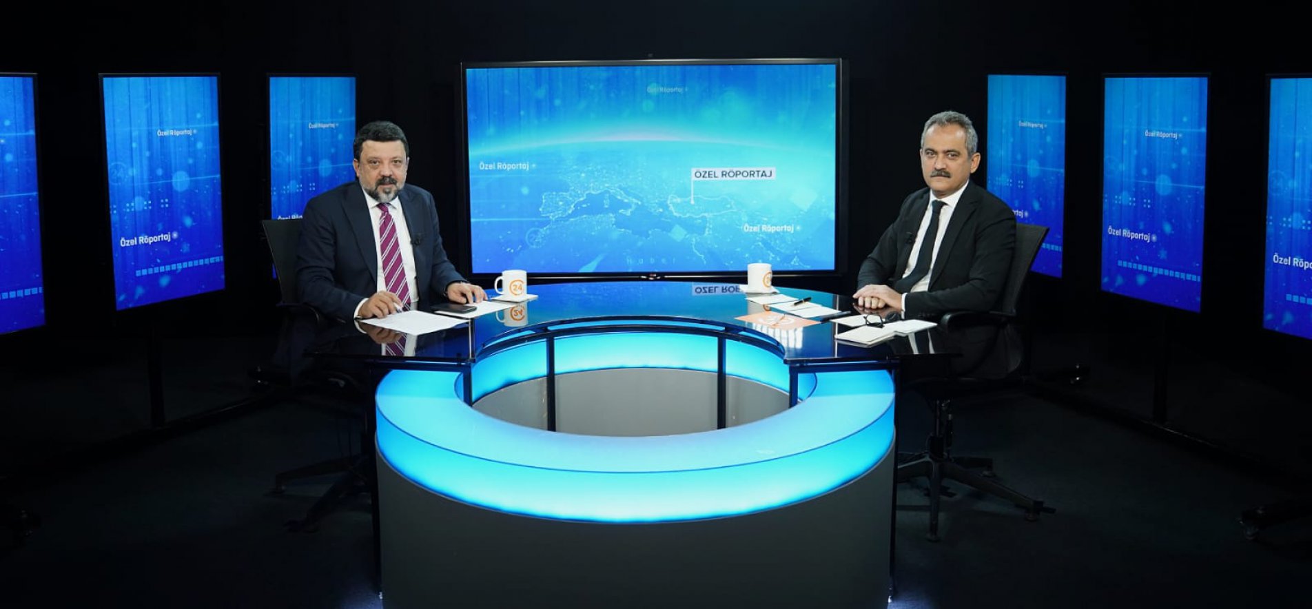 MEB Resmi Sitesi Bakan Mahmut Özer'in Uzman Öğretmenlik Açıklamasını Sansürledi.