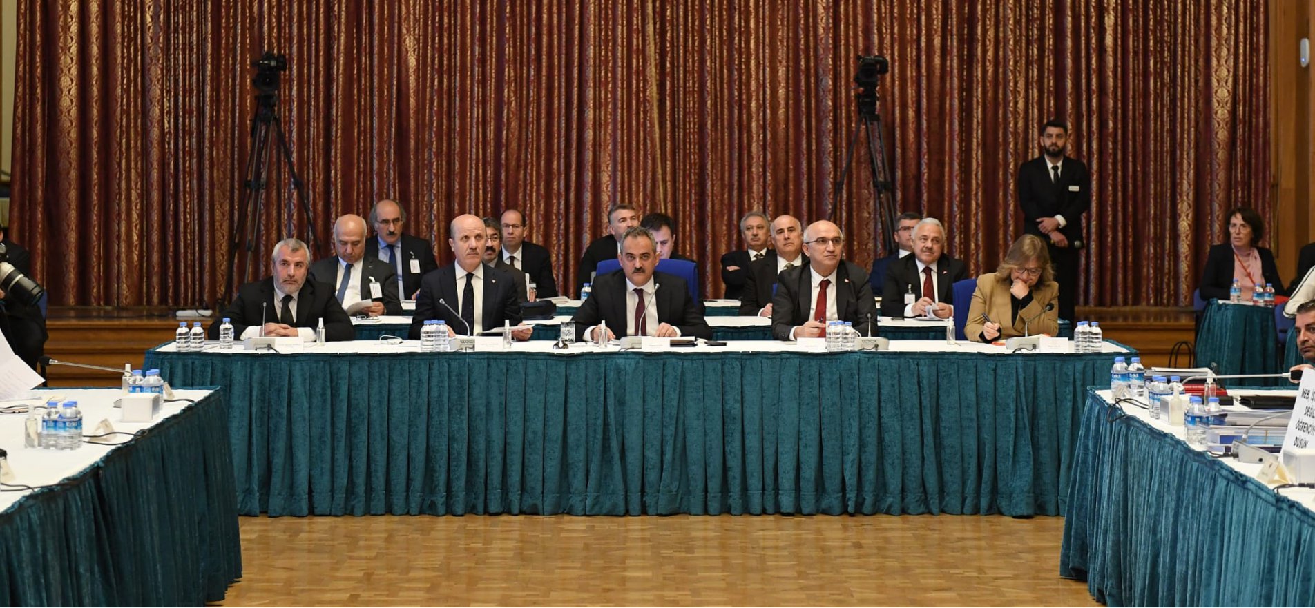 Bakan Mahmut Özer: Öğretmenlerimize, ÖMK'ya göstermiş oldukları teveccühten dolayı hassaten teşekkür ediyorum