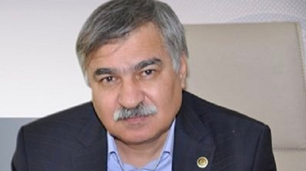 EBS Genel Başkan Vekili Latif Selvi: Ünvanlar öğretmenler arasında ayrımcılığa yol açıyor iddiaları doğru değil.