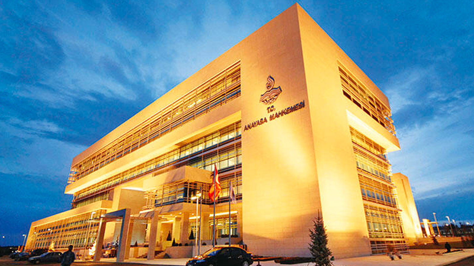 Milletvekili AYM kararını olumlu yorumladı.