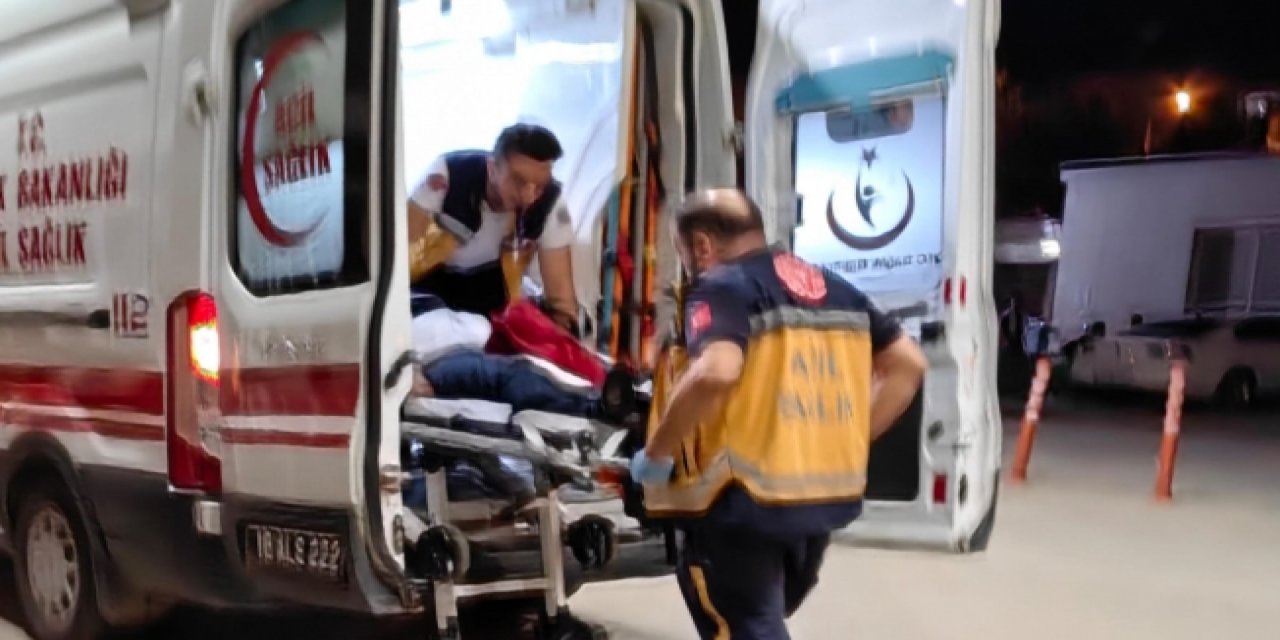 Genç öğretmen yol üstünde ölü bulundu.