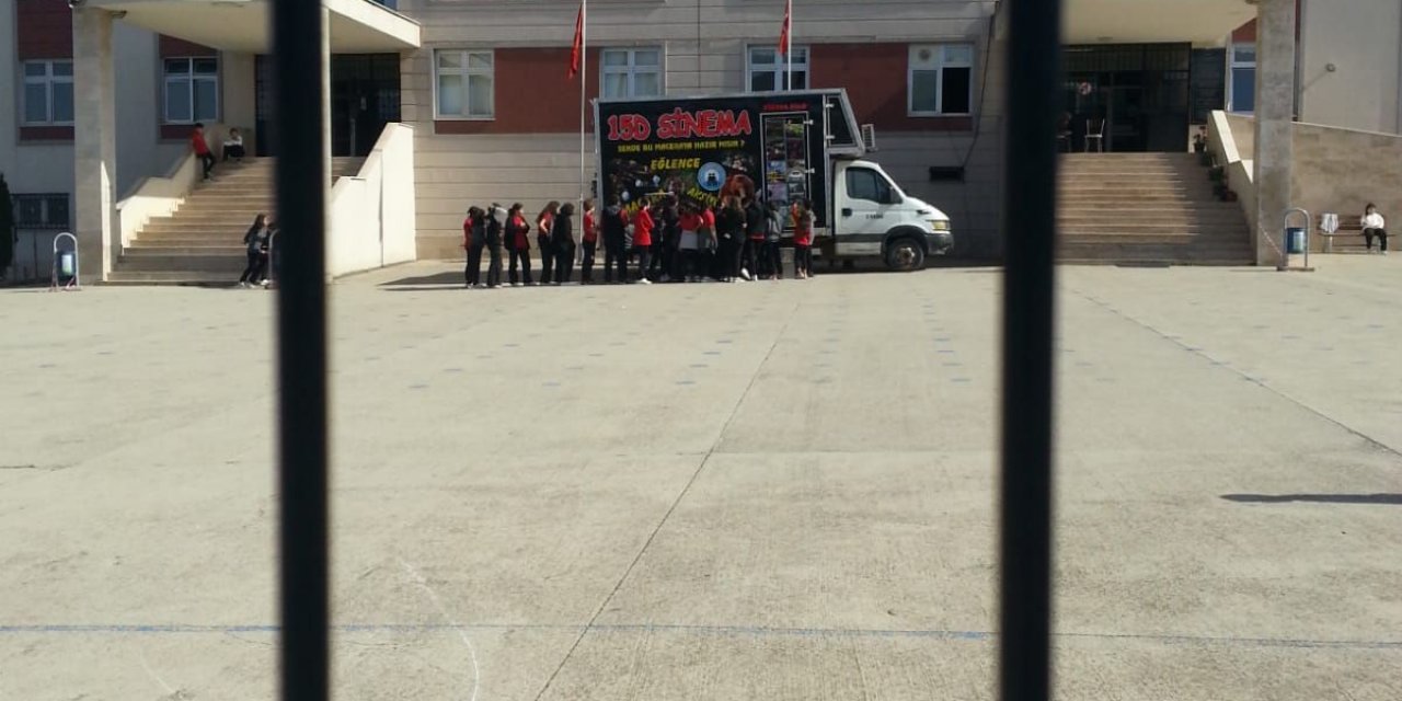 Burası okul mu ticarethane mi?