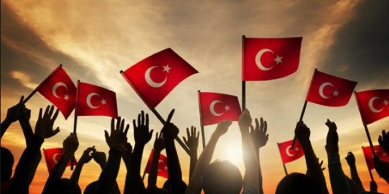 29 Ekim en güzel şiiirleri! İşte Cumhuriyetin 100. yılına yakışır coşku dolu şiirler!