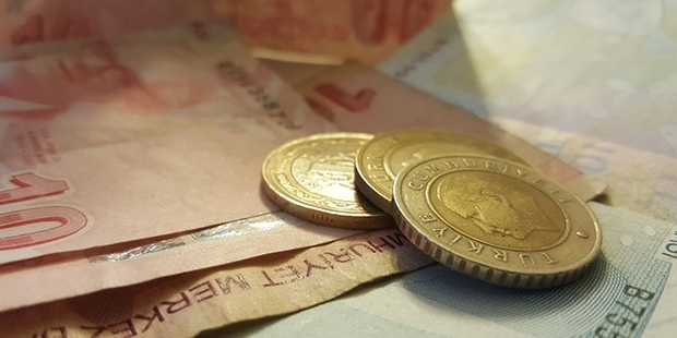 5 Bin Liralık Emekli İkramiyesi Kanunda Yer Aldı