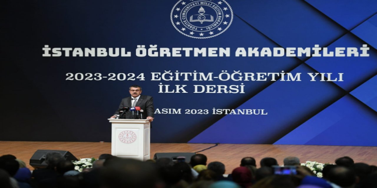 Öğretmen Yetiştirmede Yenilik! Öğretmen Akademileri Açıldı!