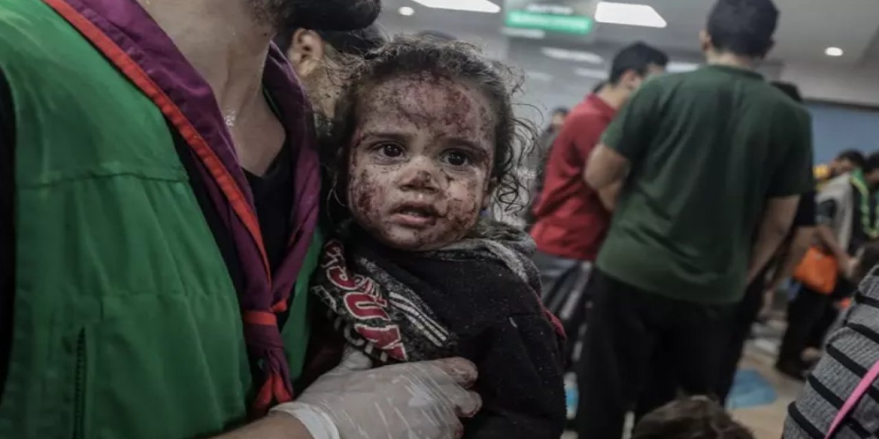 Gazze'ye destek veren öğretmen gözaltına alınarak görevinden uzaklaştırıldı