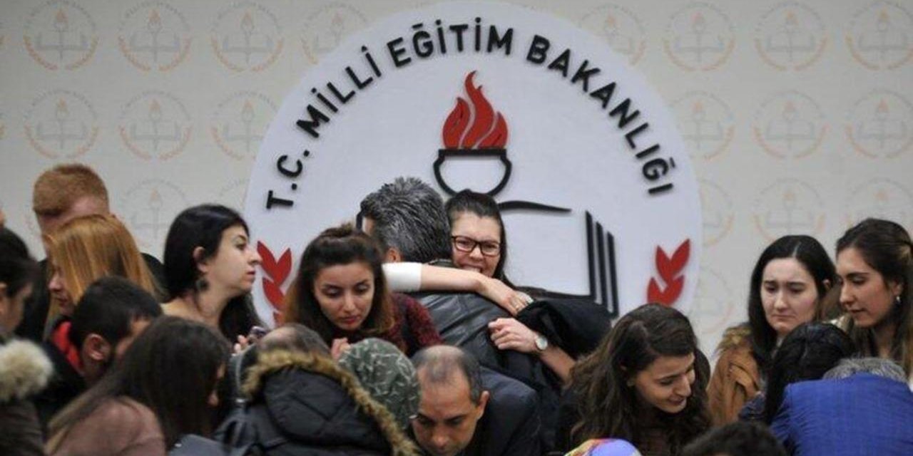 Atama Bekleyen Öğretmenler Ulus Meydanında Toplanıyor