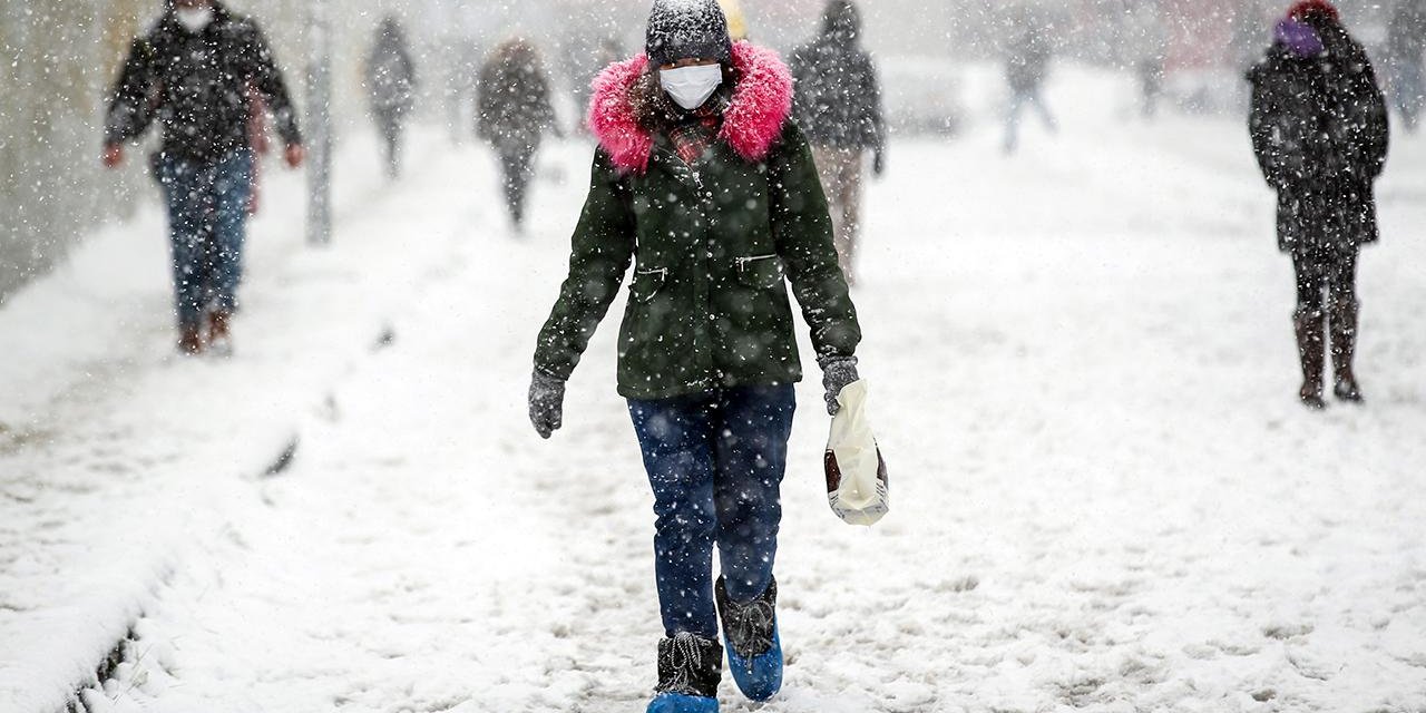 İstanbullular dikkat! Lapa lapa kar yağacak! Meteoroloji gün verdi..