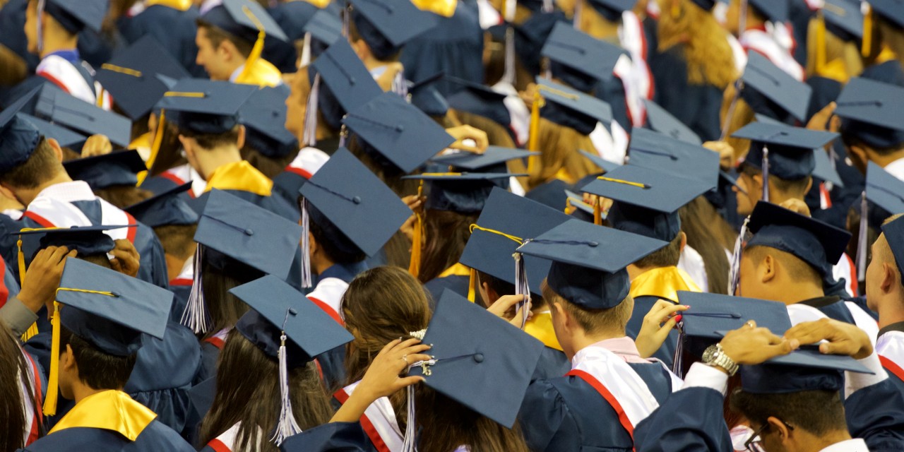 TEV yurt dışı eğitim bursları ile yetenekli gençlere kapılarını açıyor