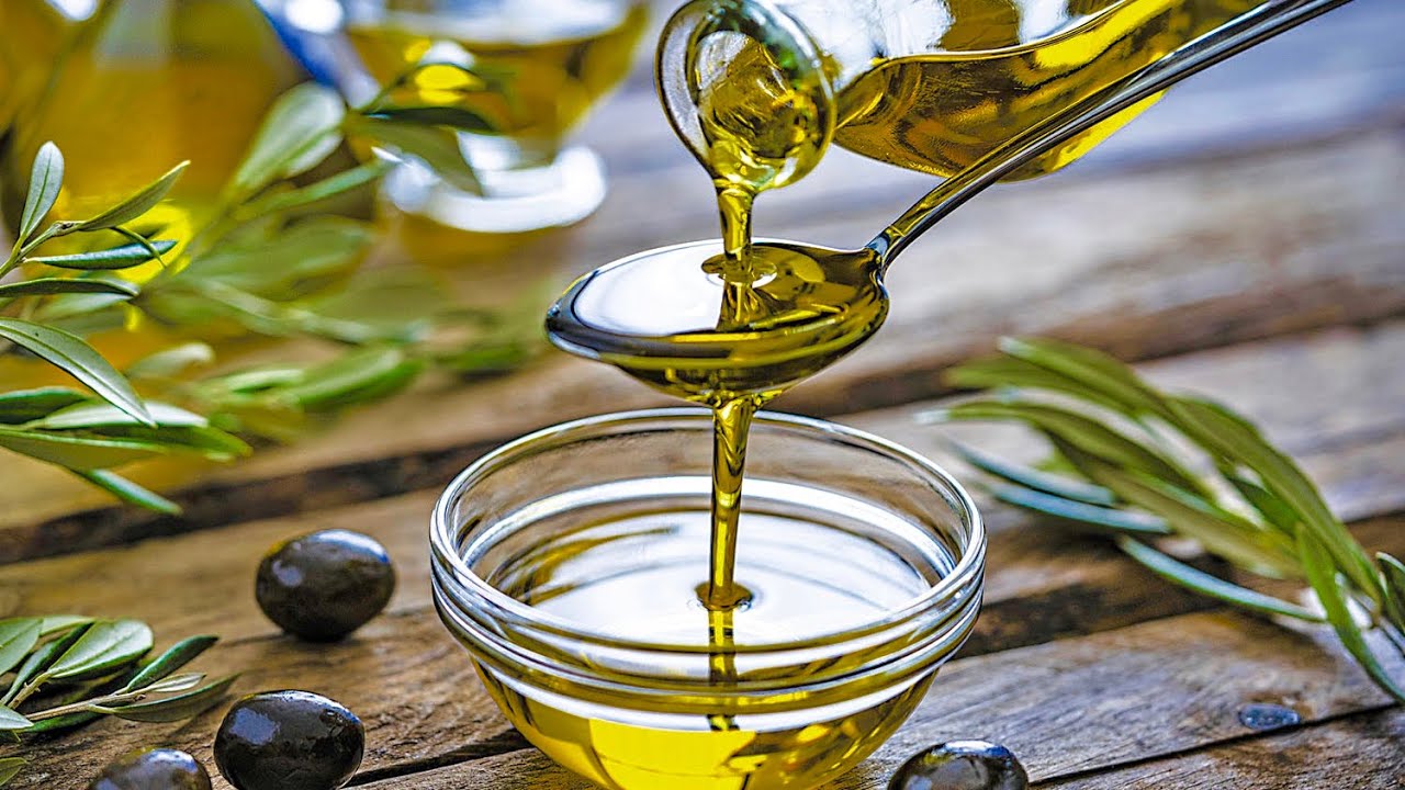 Zeytinyağı üreticileri fiyattan memnun kaldı! Mut zeytinyağı dünyaya ihraç ediliyor!