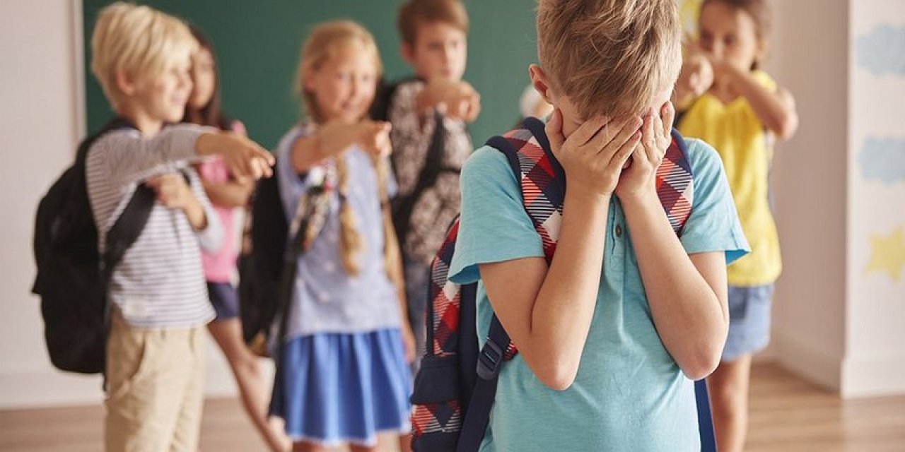 Uzman Psikolog Anlattı. Çocuklar arasındaki gizli tehlike: "Akran zorbalığı"