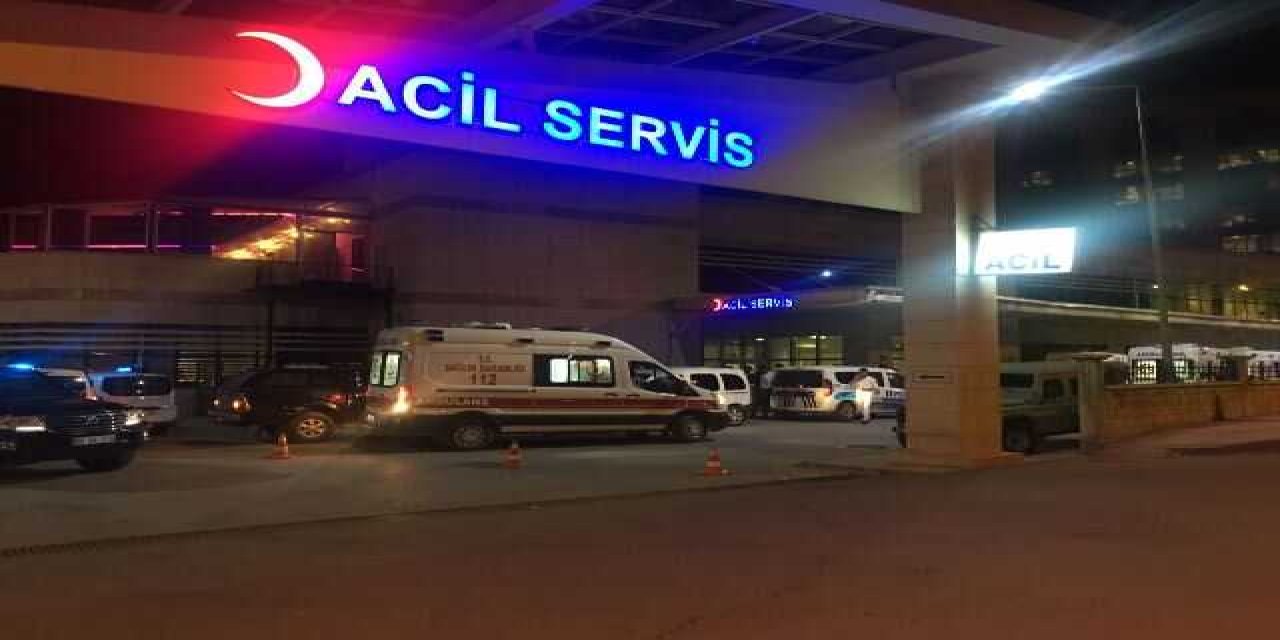 Liselilerin 'yan baktın' kavgası; 1 ölü, 1 yaralı