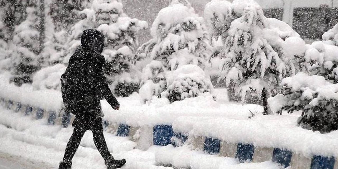 O ilde kar yağışı sonrası sabah ansızın okullar tatil edilebilir!