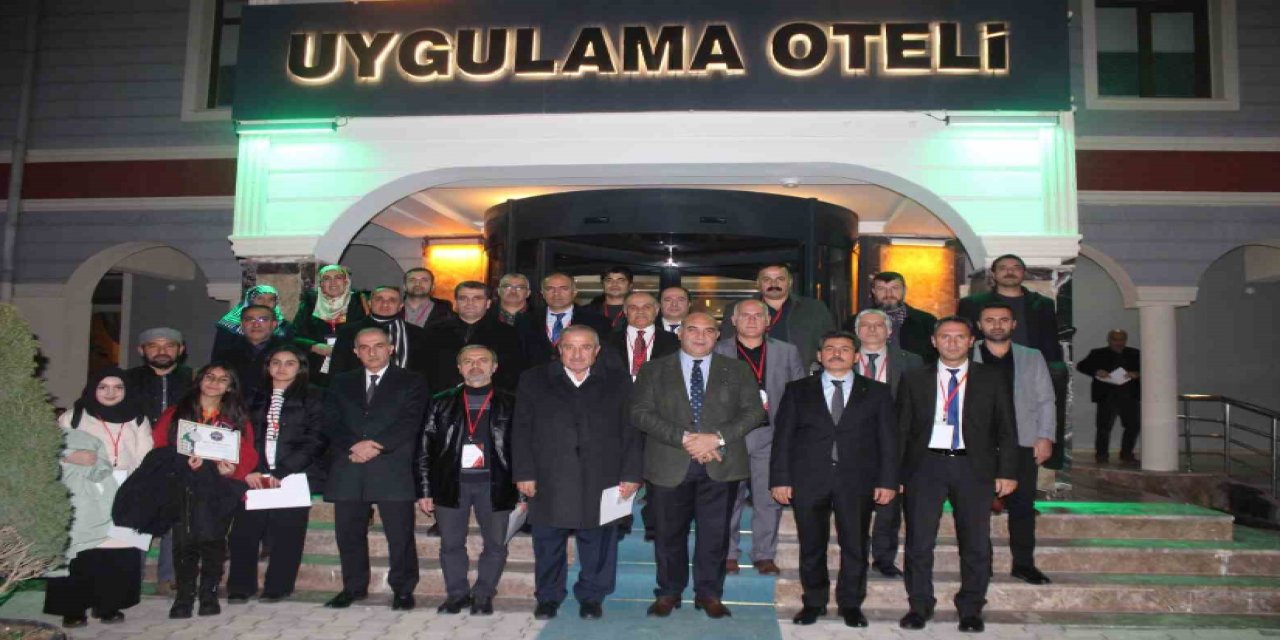 Van’da ‘Türkiye Yüzyılı Din Öğretimi’ çalıştayı