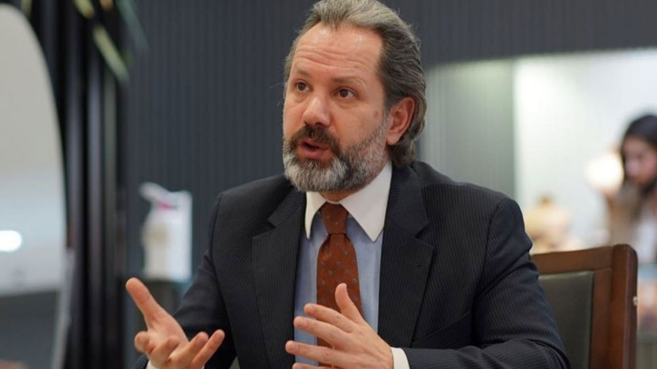 Memiş “Tatlı para ilizyonu” başlığıyla ekonomi gündemine bomba gibi düştü!