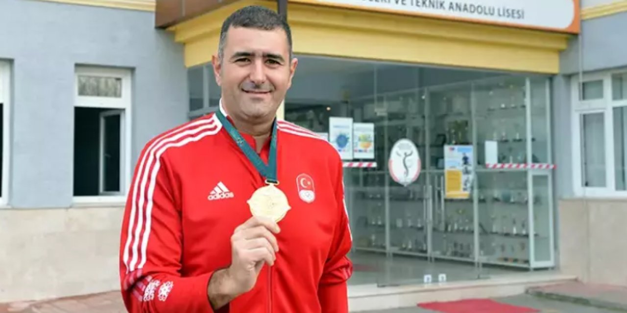 Beden Eğitimi Öğretmeni Milli Atıcı, Spor Hayatına 33 Madalya Sığdırdı