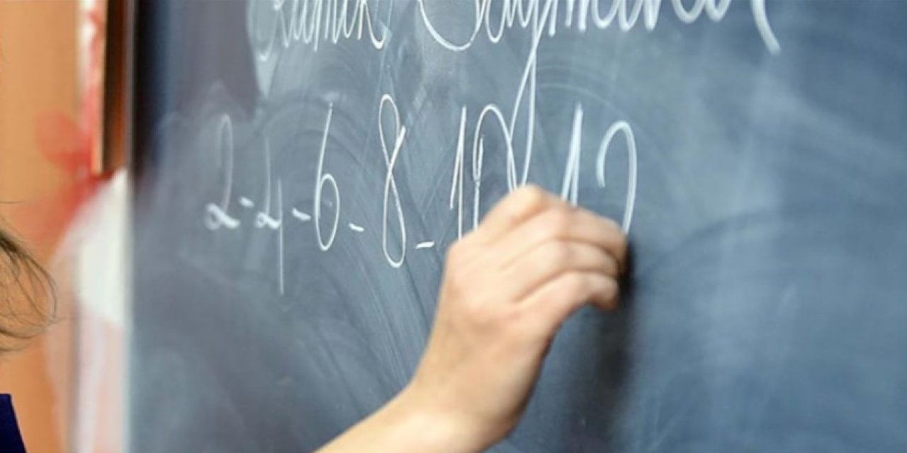 Hindistan’da Müslüman okullarında çalışan öğretmenlerin maaşı kesildi