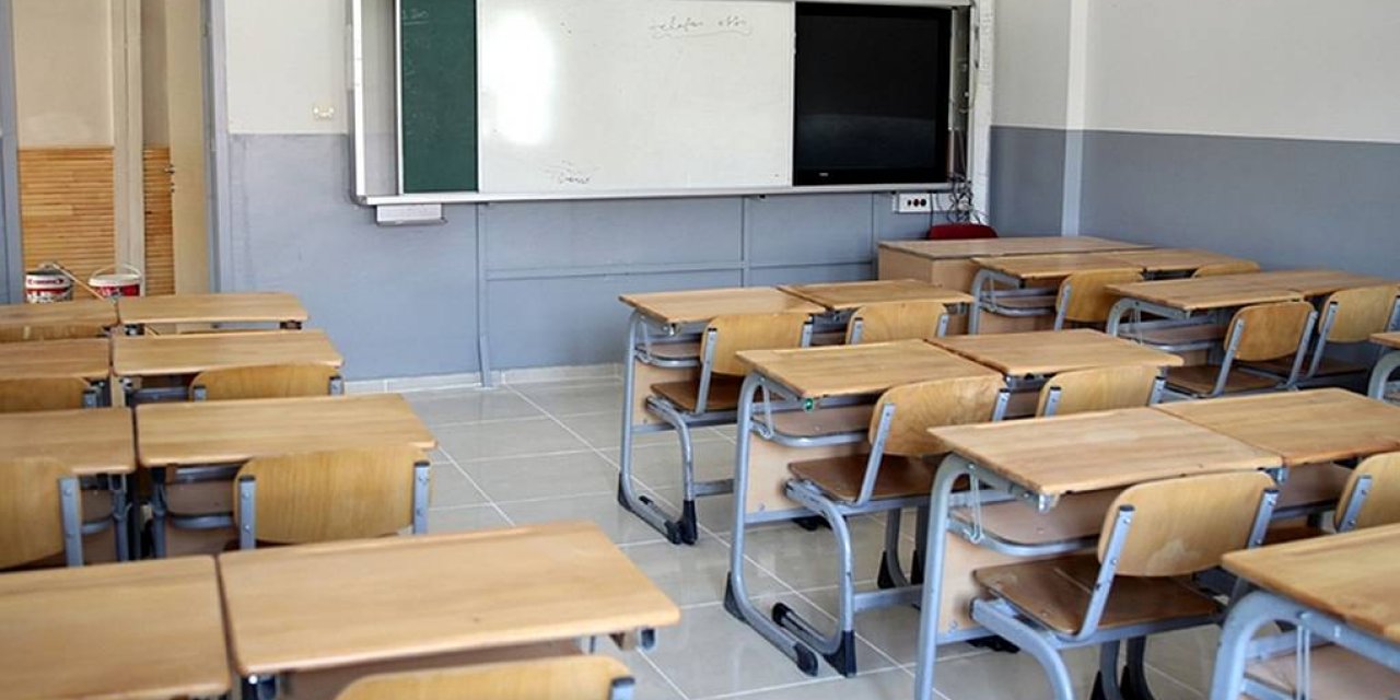 Dört gün okul üç gün tatil programı ile birlikte yeni dönem başlayacak Mı?