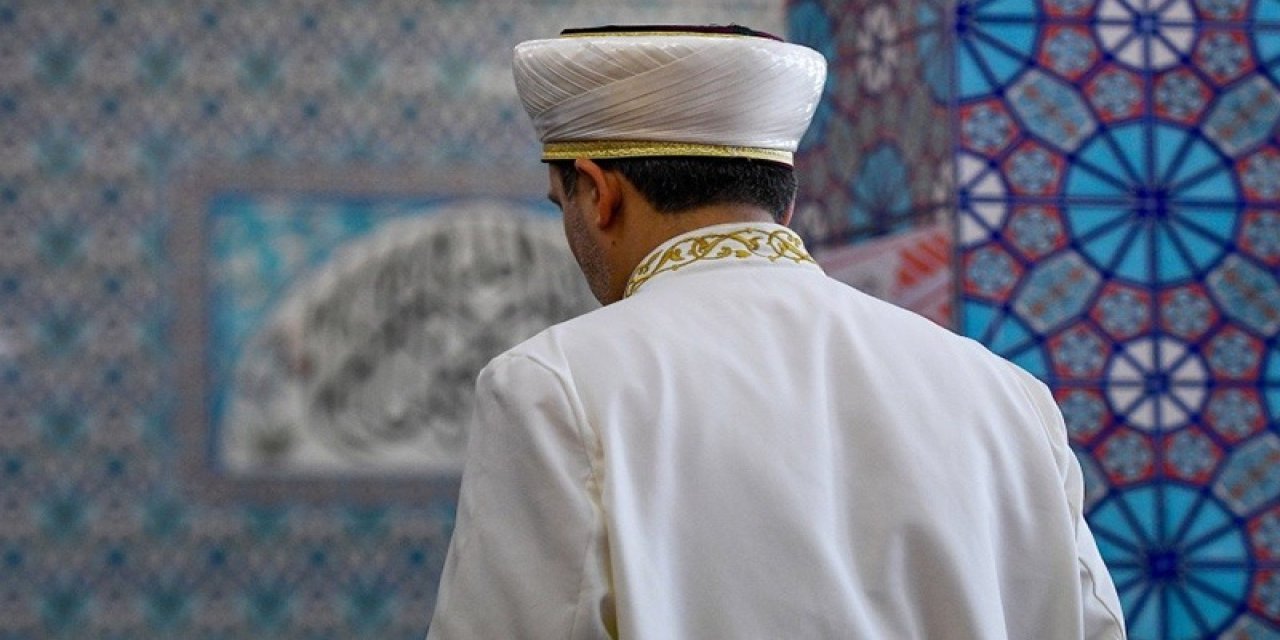 Vali'nin azarladığı iddia edilen müftü istifa etti