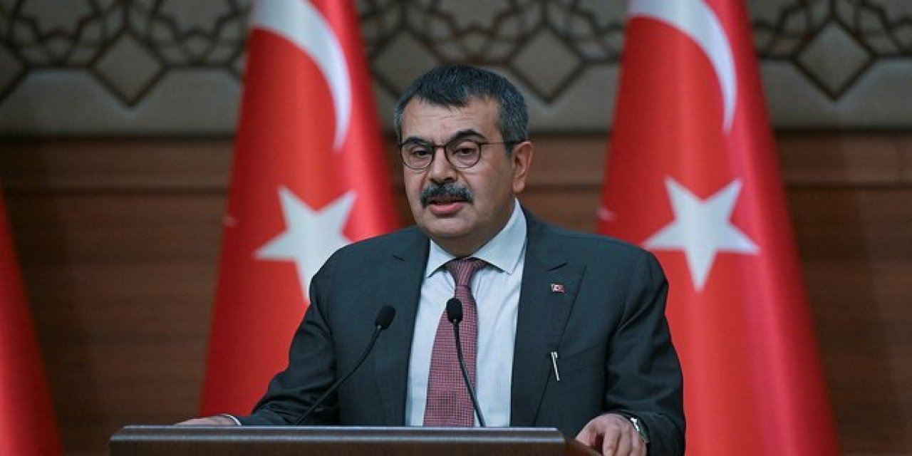 Bakan Yusuf Tekin: "Cumhurbaşkanı Mülakatı Kaldırın Derse Kaldırırız"