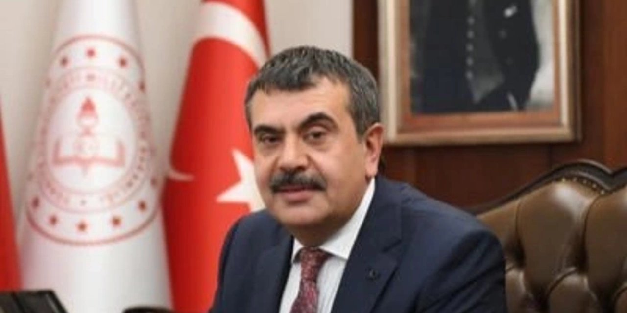 Bakan Yusuf Tekin'den öğretmenlerin ek ders ücretlerinin artmasına ilişkin açıklama