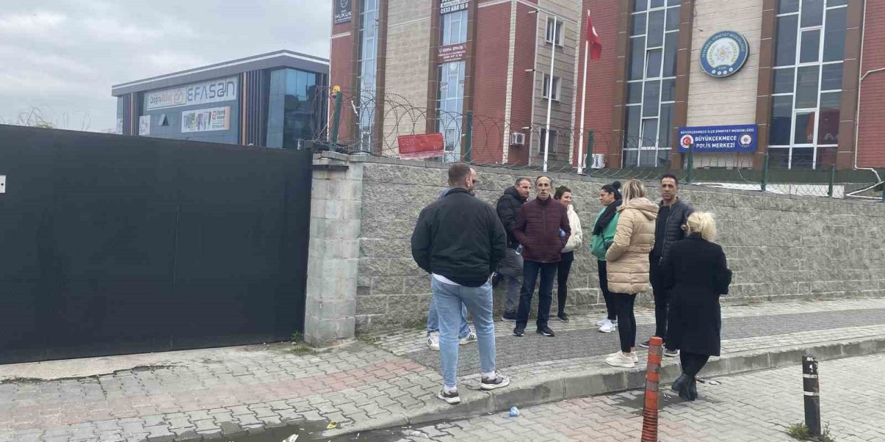 Skandal iddia: Okul müdürü veliyi ve öğrencileri darp etti