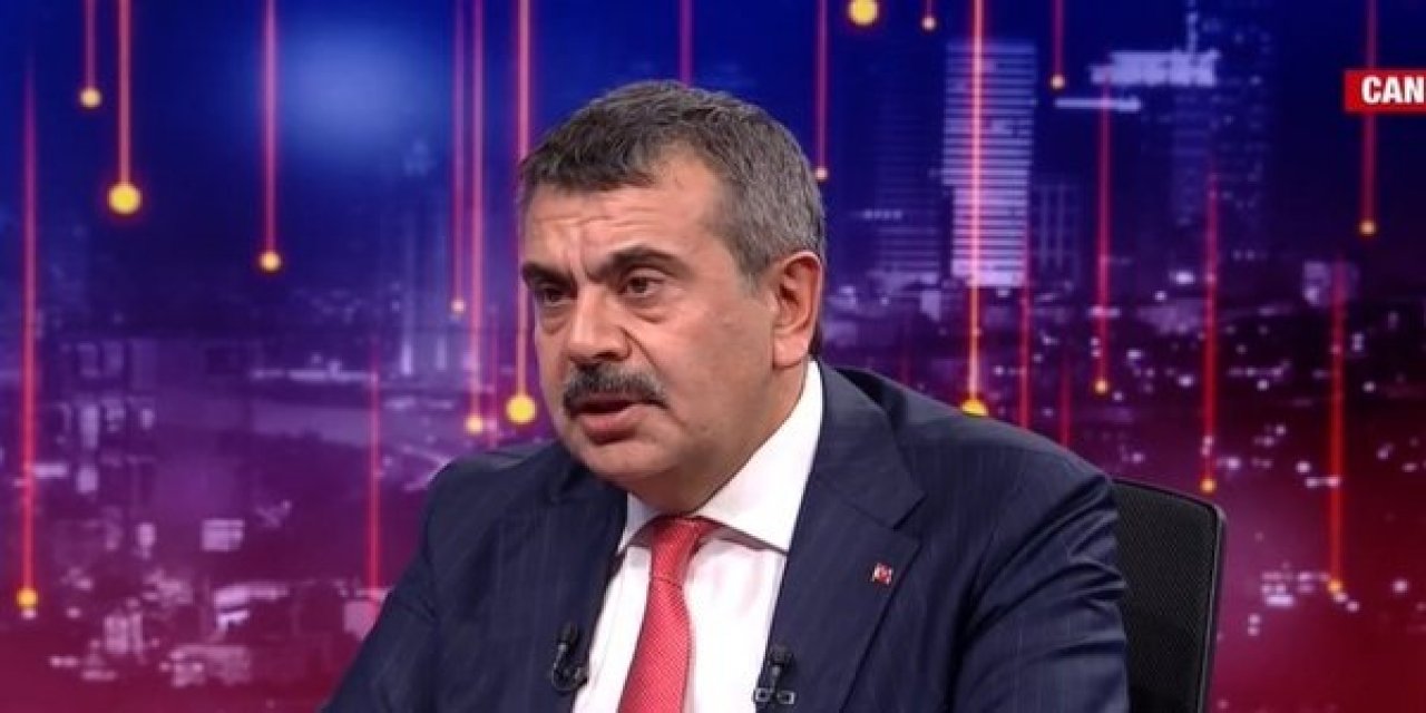 Bakan Yusuf Tekin : "Kabinede Hukukumuzun En İyi Olduğu Bakan Mehmet Şimşek"